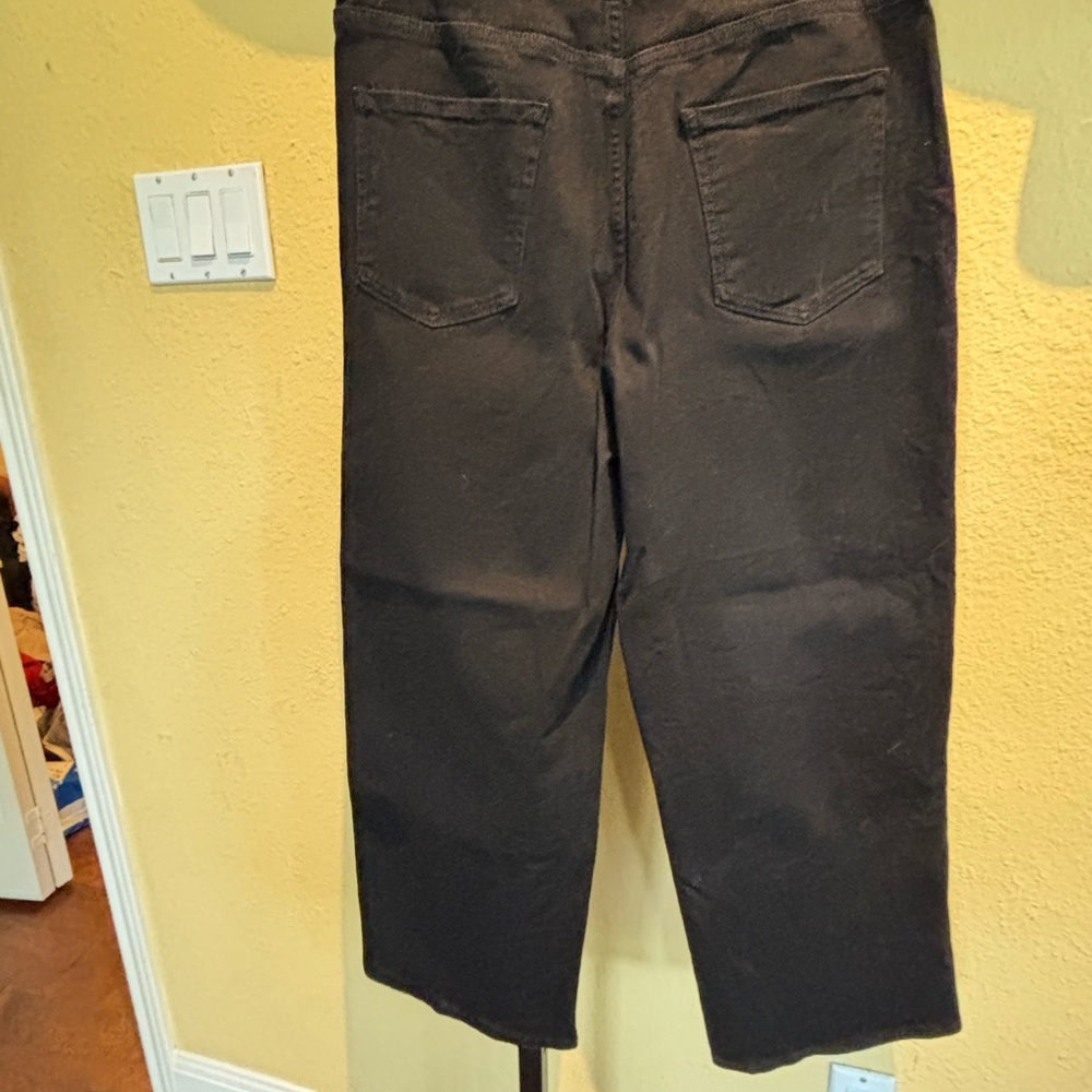 Quince Bella stretch black denim. Size 30 - Picture 4 of 12